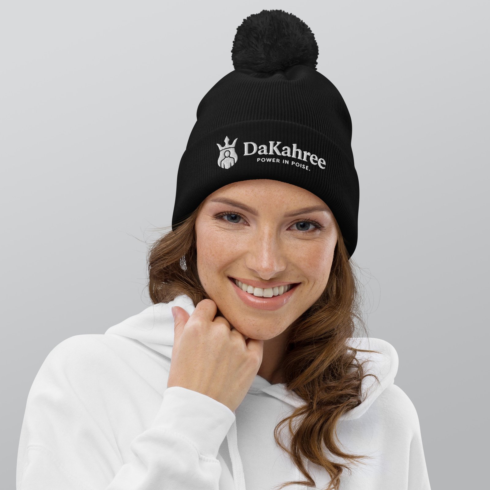 DaKahree: Power in Poise™ – Pom pom beanie – White - Image 3